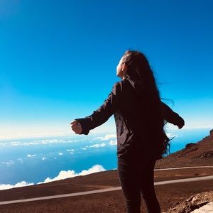 Meet your Posher, Lee